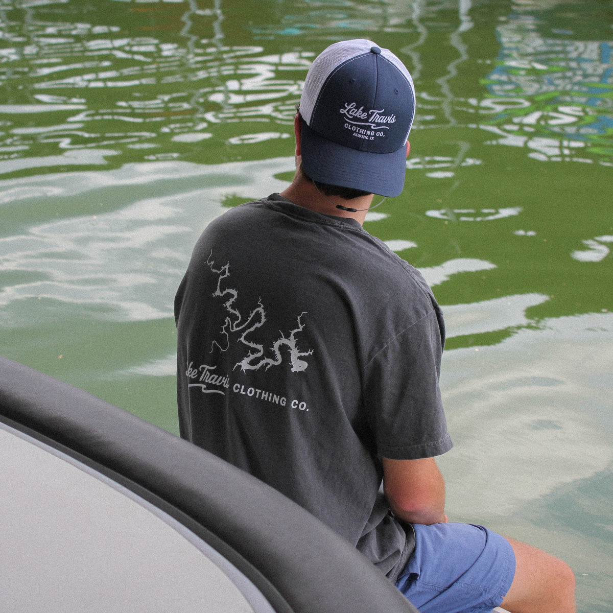 Lake Shape - Pepper - Back - Real